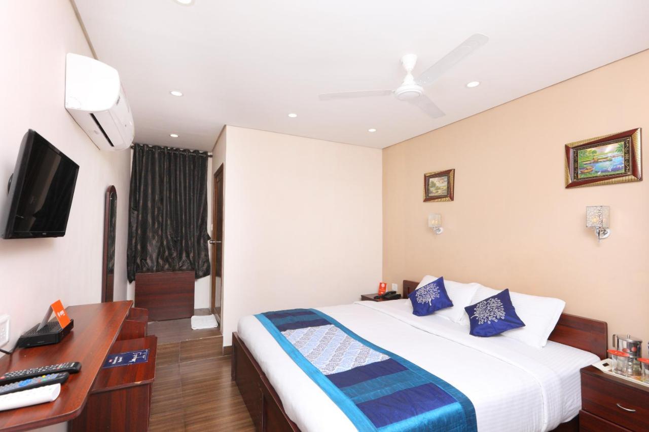 Hotel Oyo 1001 Palmtree Corporate Anna Nagar Chennai Zewnętrze zdjęcie